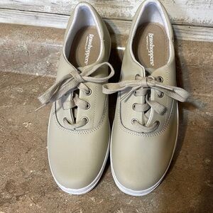 Grasshoppers size 6 Women Shoes